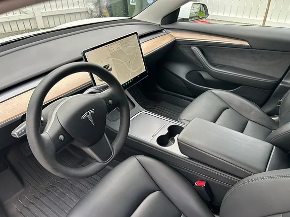 Tesla Model 3 2021 photo 3