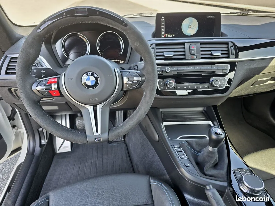 BMW M2 2019 photo 2