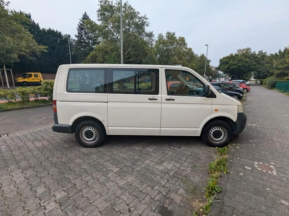 Volkswagen T5