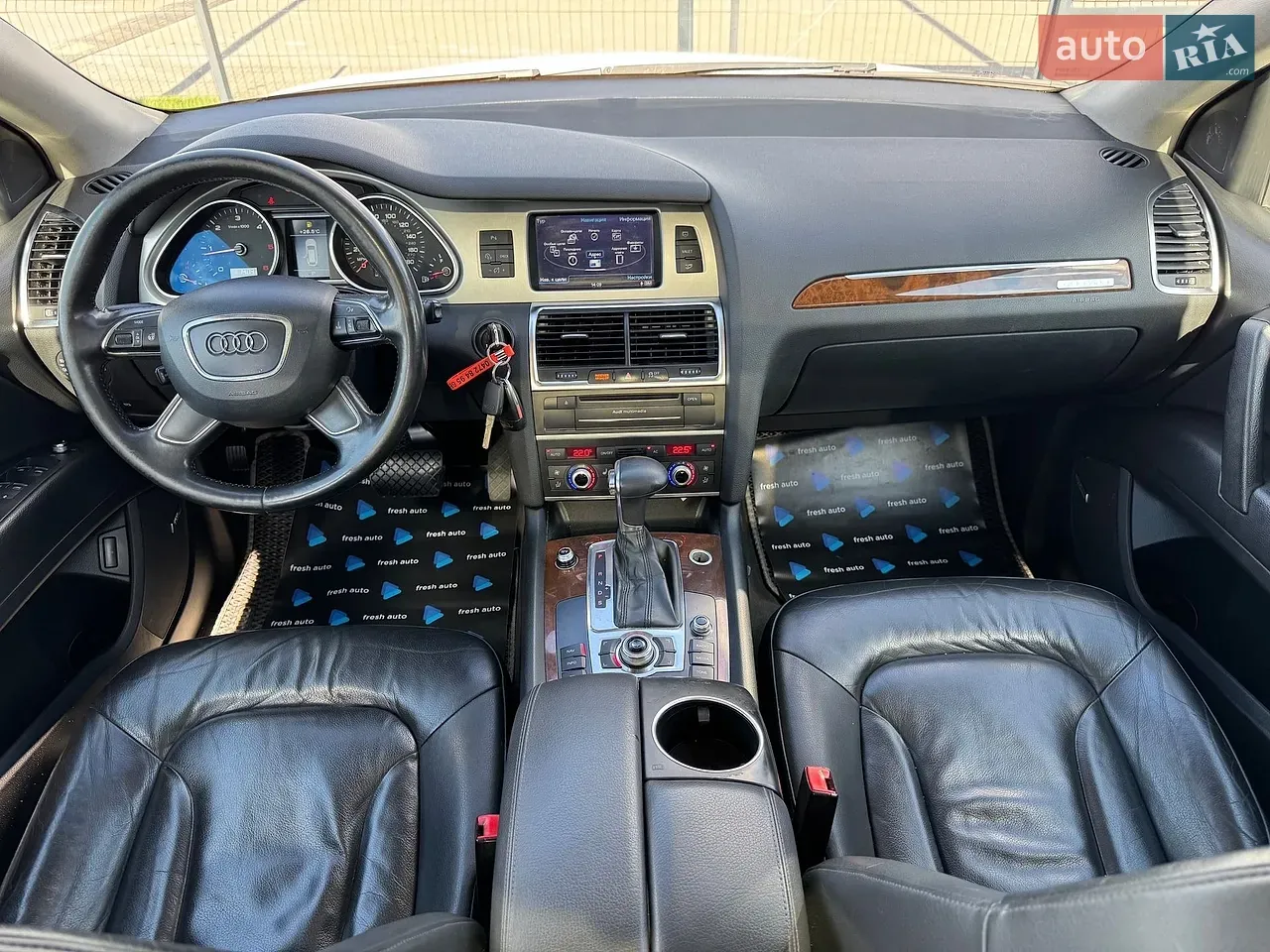 Audi Q7 2011 photo 4