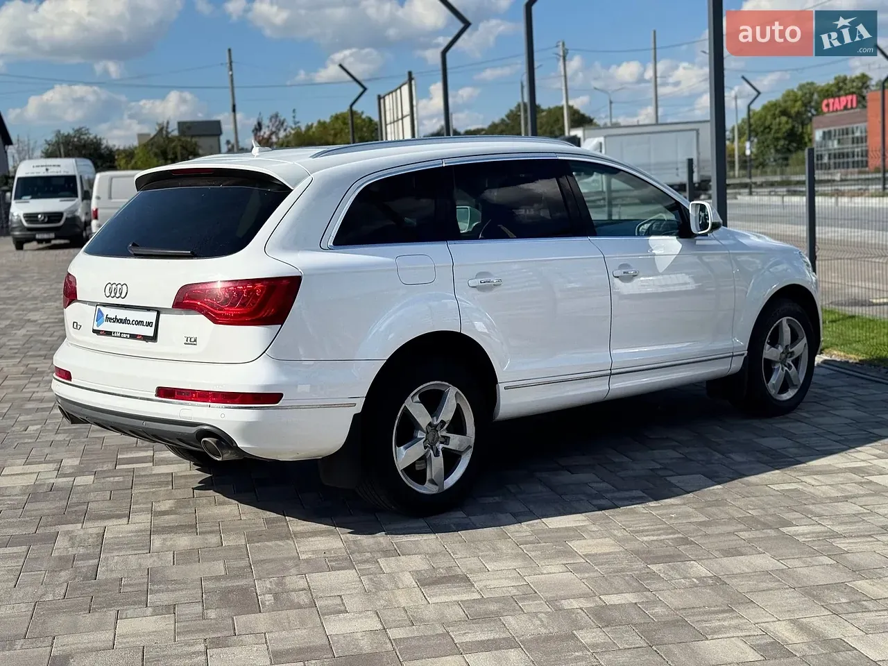 Audi Q7 2011 photo 3