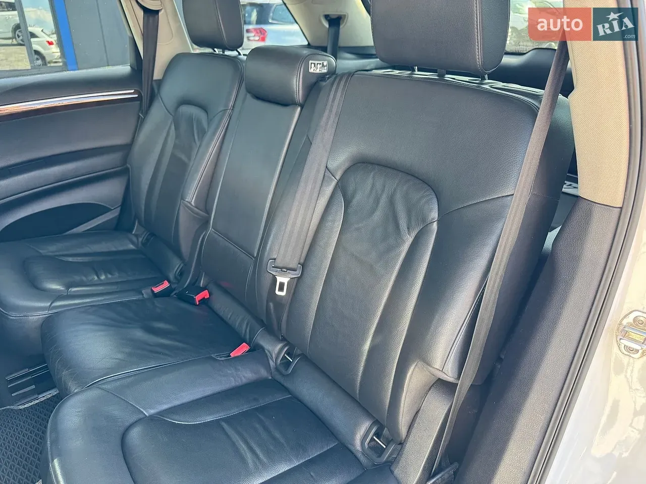 Audi Q7 2011 photo 5