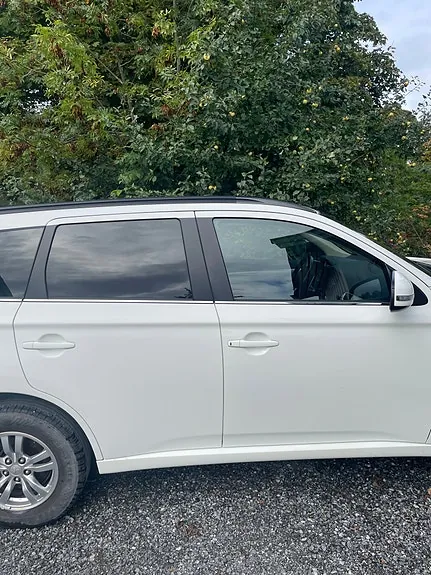 Mitsubishi Outlander 2014 photo 4