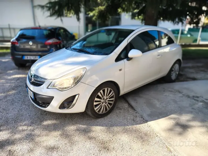 Opel Corsa 2011 photo 5