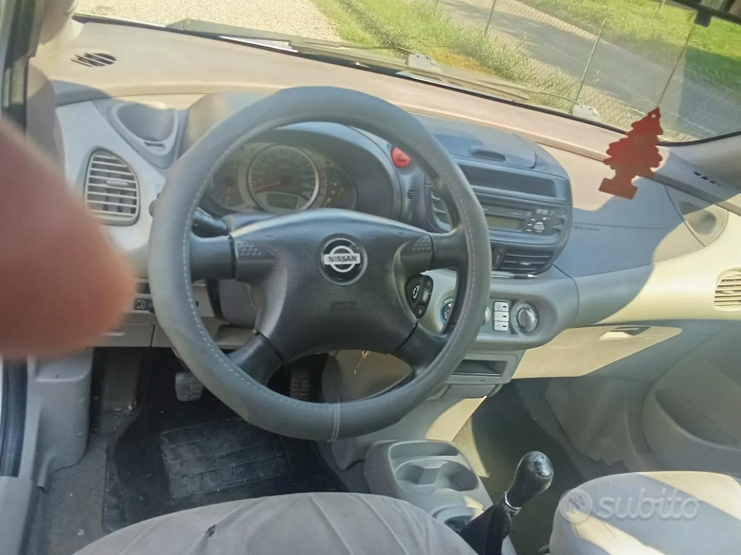 Nissan Almera 2003 photo 5