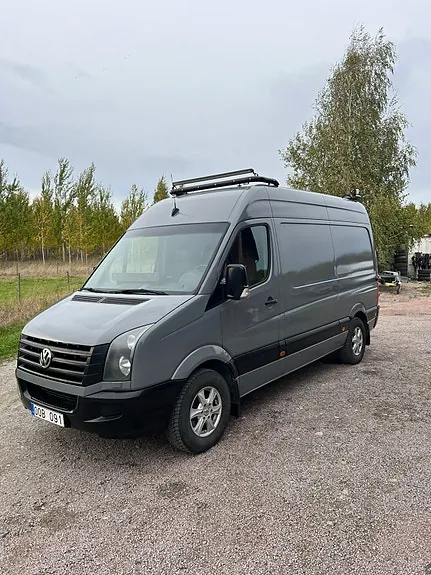 Volkswagen Crafter 35 2013 photo 2
