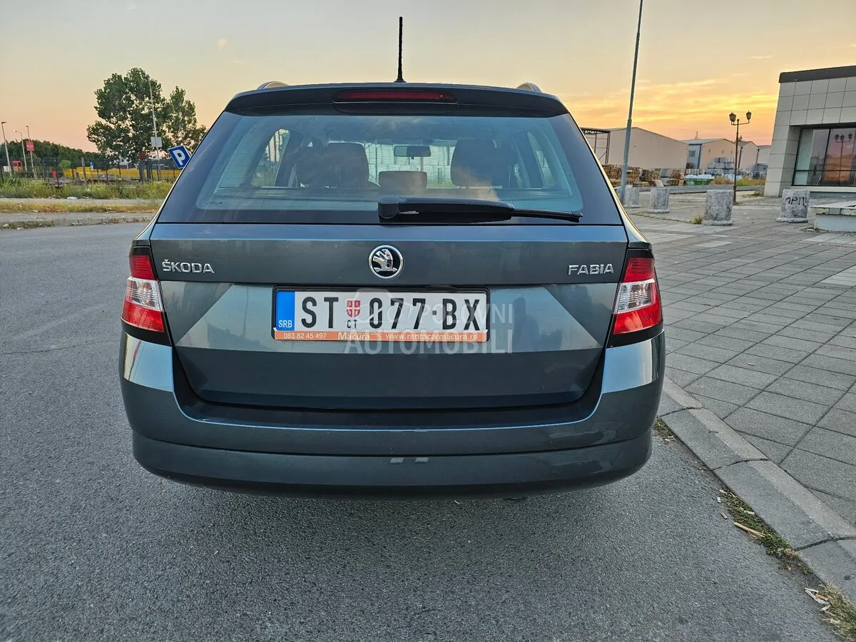 Skoda Fabia 2015 photo 5