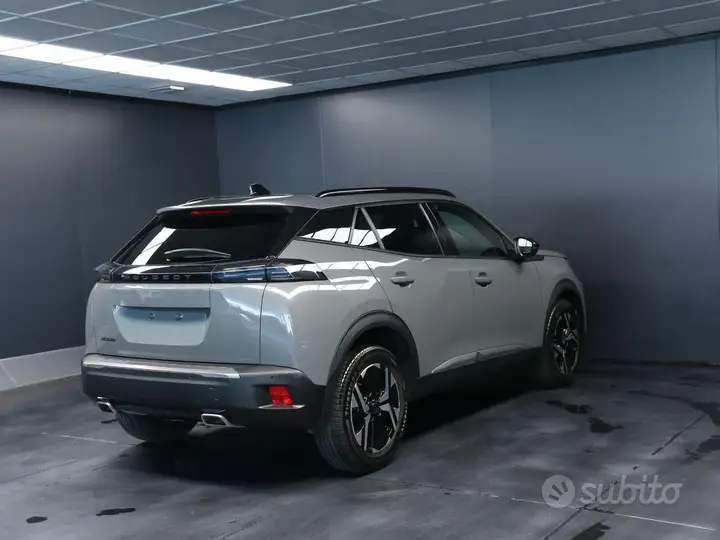 Peugeot 2008 2024 photo 3