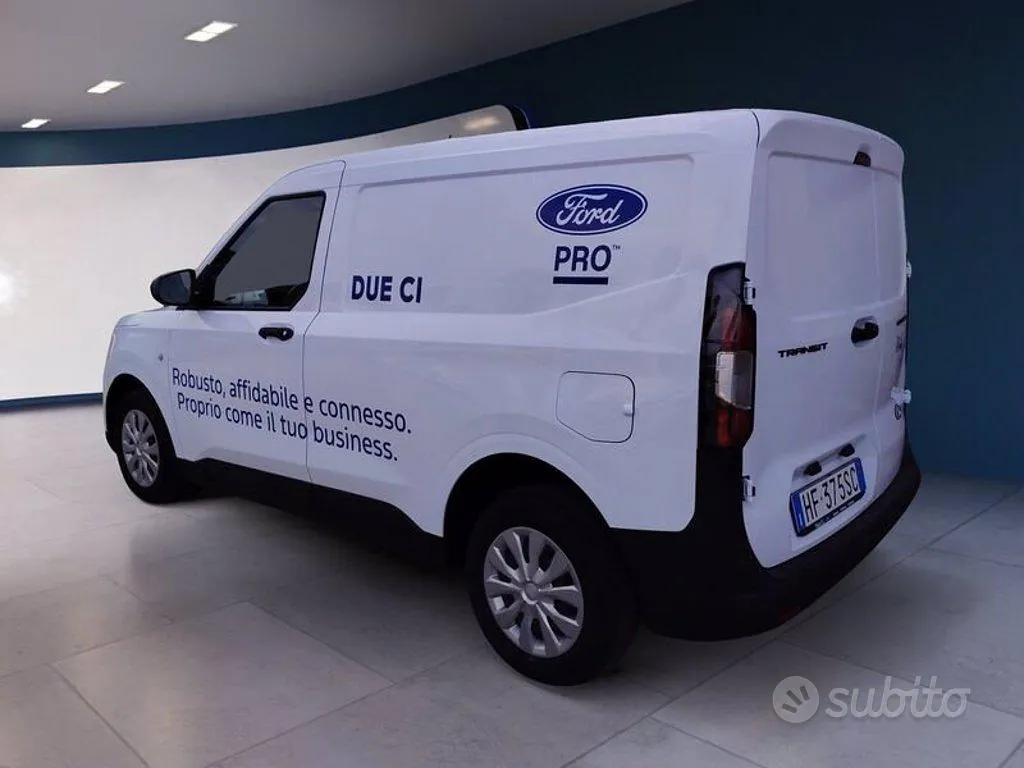 Ford Transit Courier 2026 photo 5