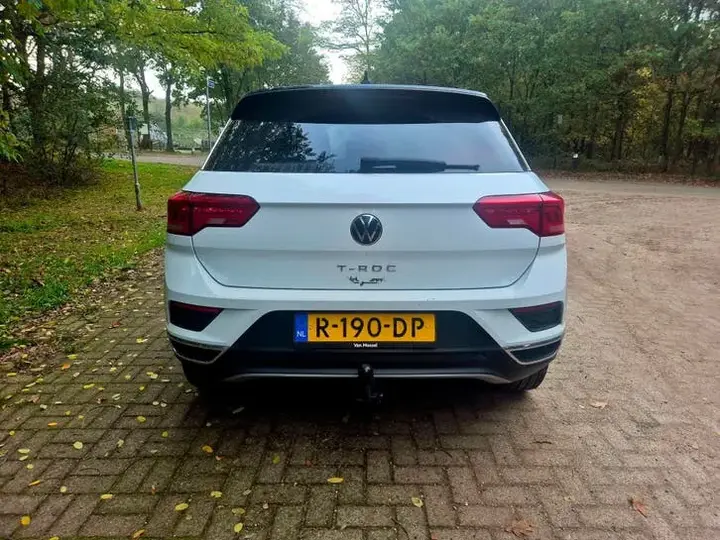 Volkswagen T-Roc 2021 photo 3