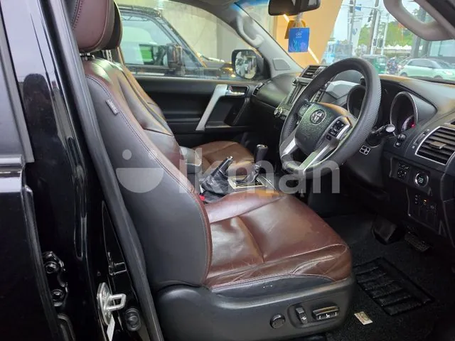 Toyota Land Cruiser Prado 2017 photo 5