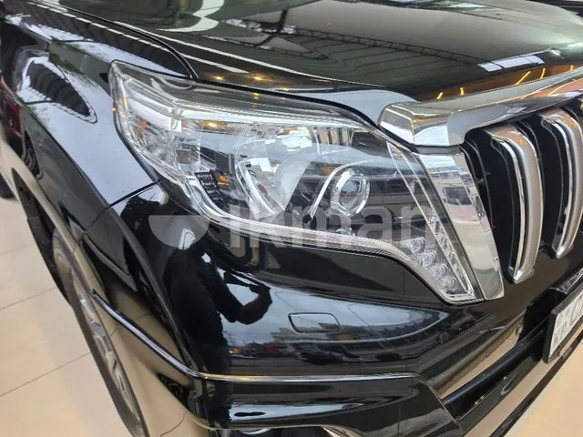 Toyota Land Cruiser Prado 2017 photo 3