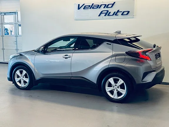 Toyota C-Hr 2017 photo 4