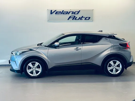 Toyota C-Hr 2017 photo 3
