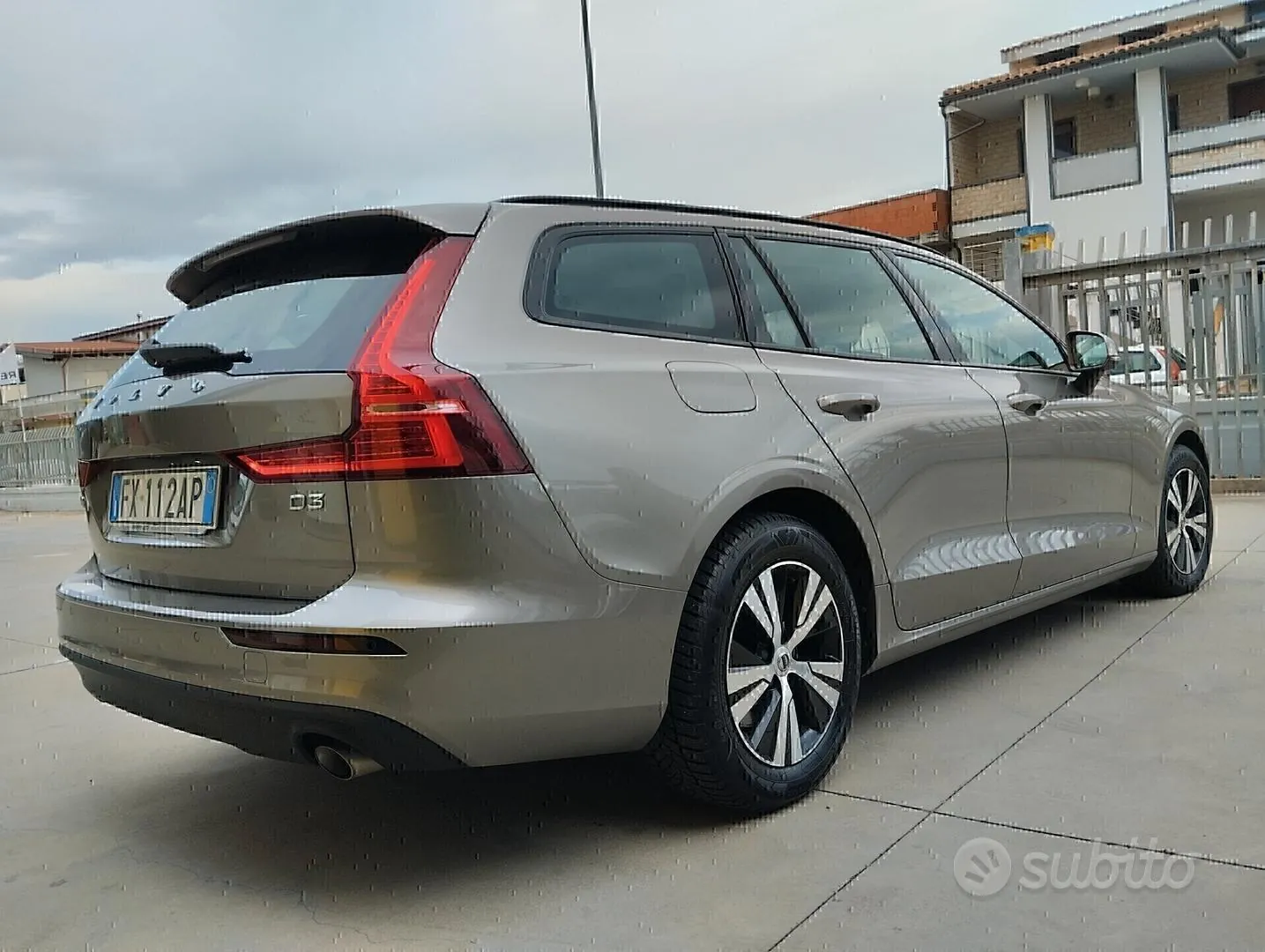 Volvo V60 2019 photo 5