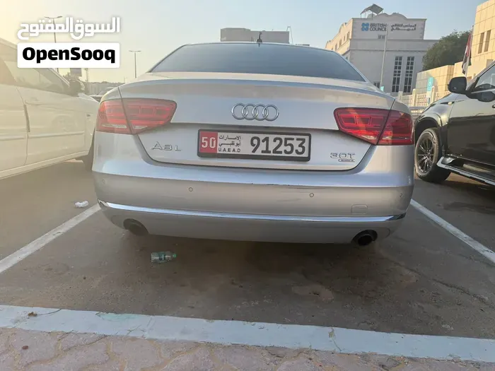 Audi A8 2013 photo 4