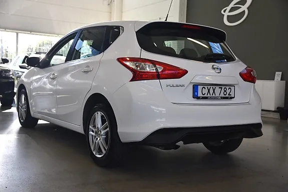 Nissan Pulsar 2015 photo 4