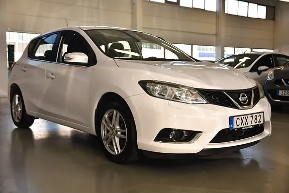 Nissan Pulsar 2015 photo 2