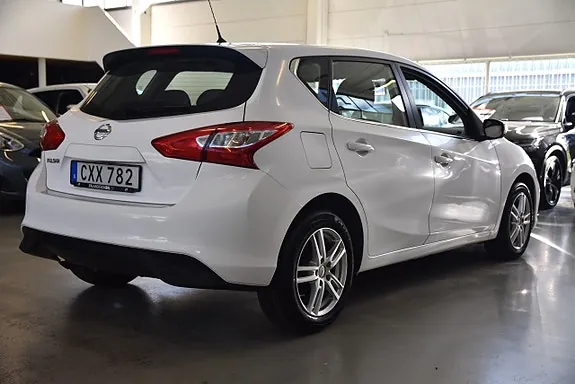 Nissan Pulsar 2015 photo 3