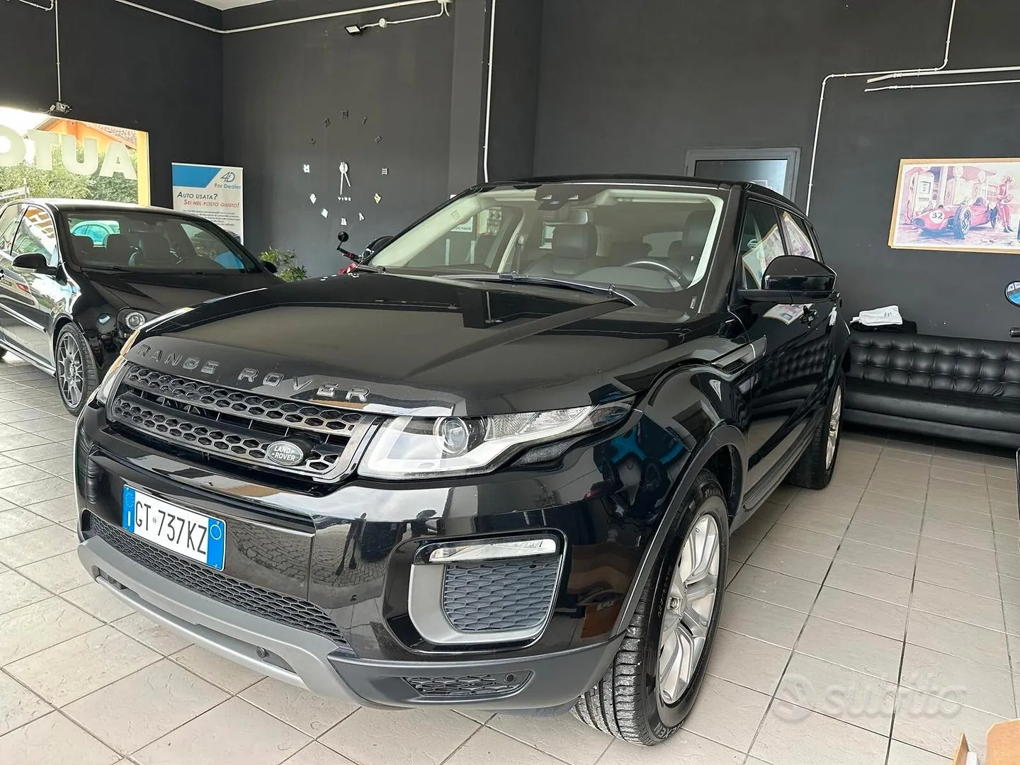 Land Rover Range Rover Evoque 2016 photo 2