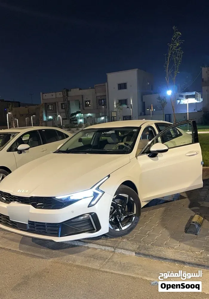 Kia K5 2026 photo 3