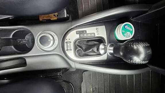Mitsubishi Outlander 2010 photo 3