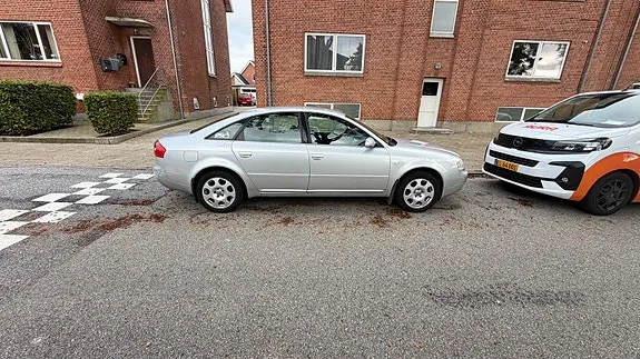 Audi A6 2002 photo 4