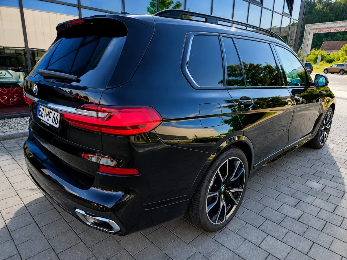 BMW X7 2021 photo 3