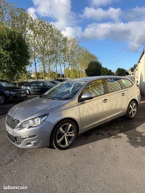 Peugeot 308 2017 photo 3