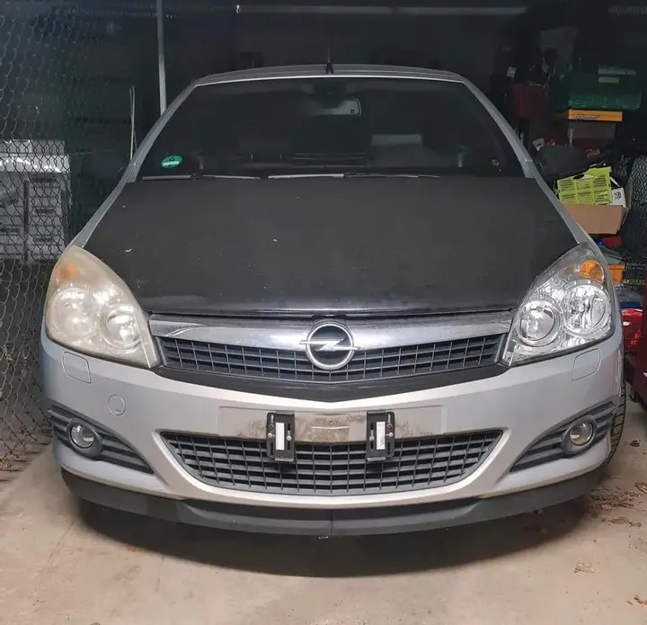 Opel Astra H