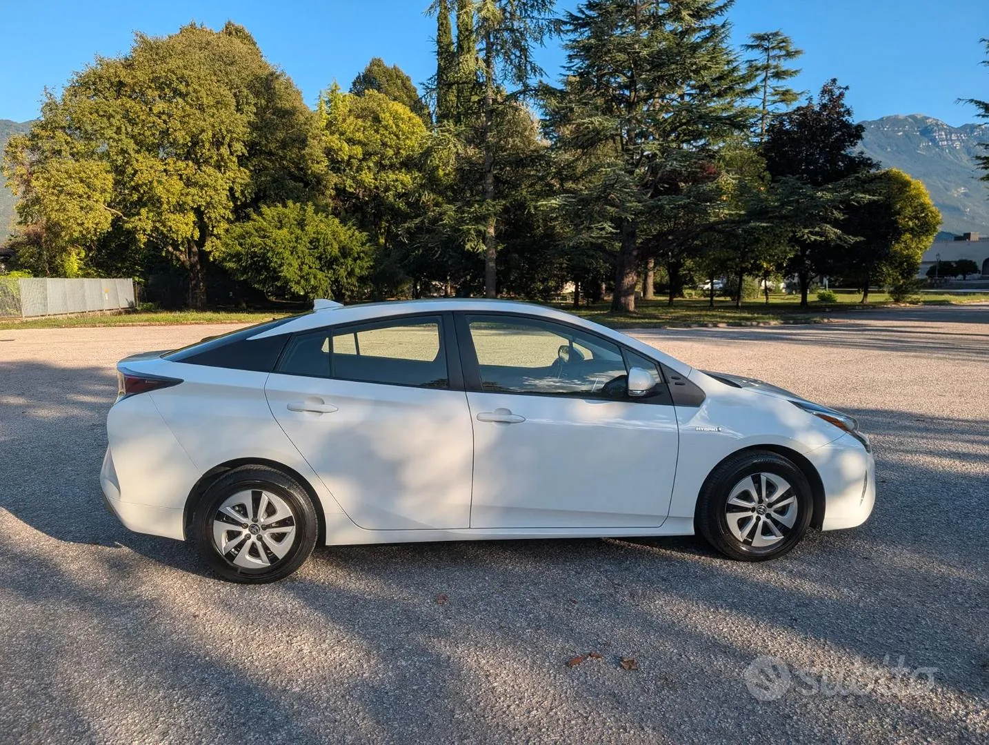 Toyota Prius 2018 photo 4