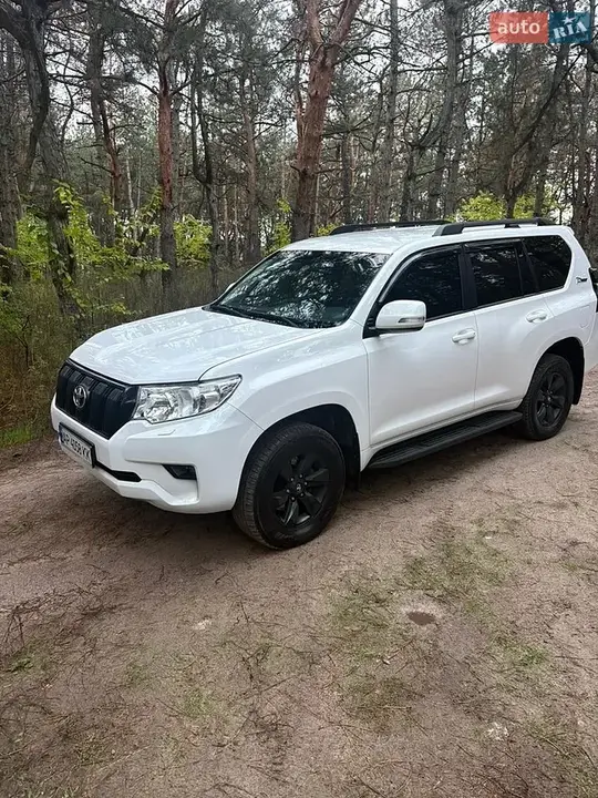 Toyota Land Cruiser Prado 2019 photo 5