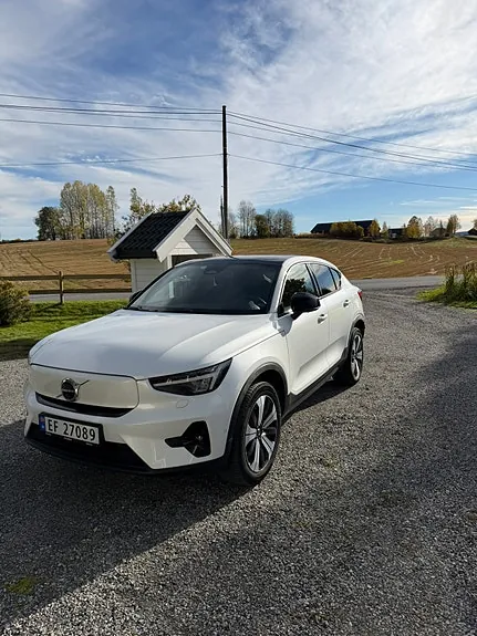 Volvo C40 2023 photo 2