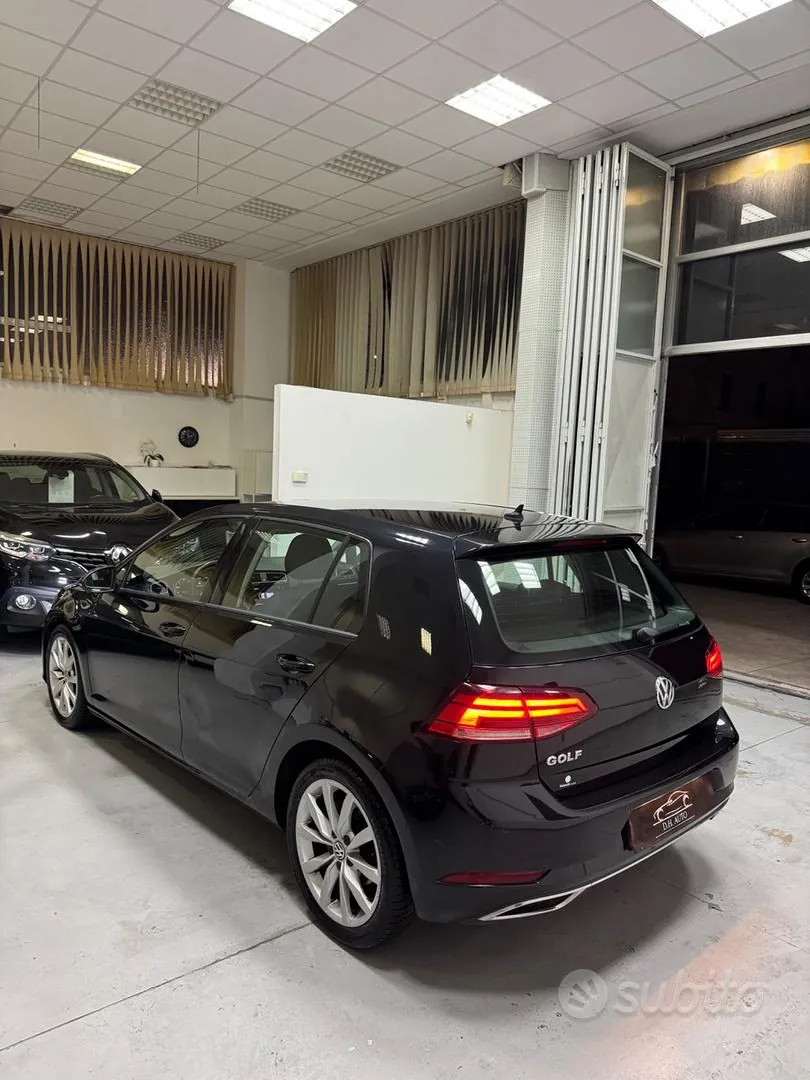 Volkswagen Golf 2018 photo 4