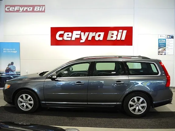 Volvo V70 2010 photo 4