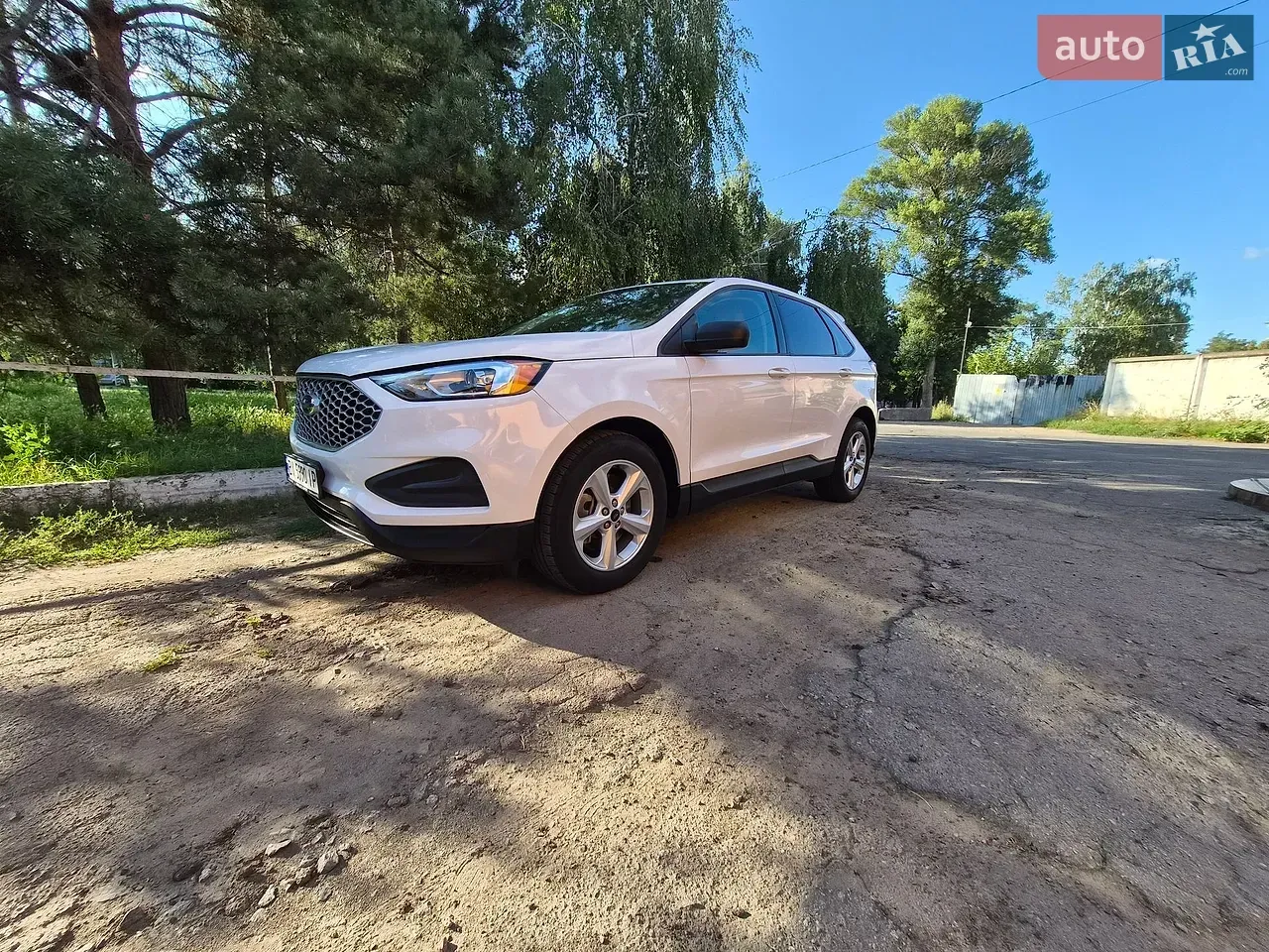 Ford Edge 2023 photo 2