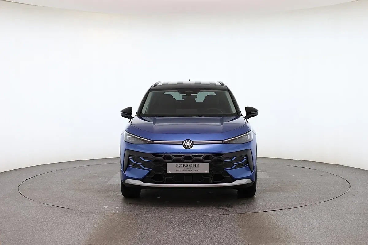 Volkswagen T-Roc 2026 photo 2