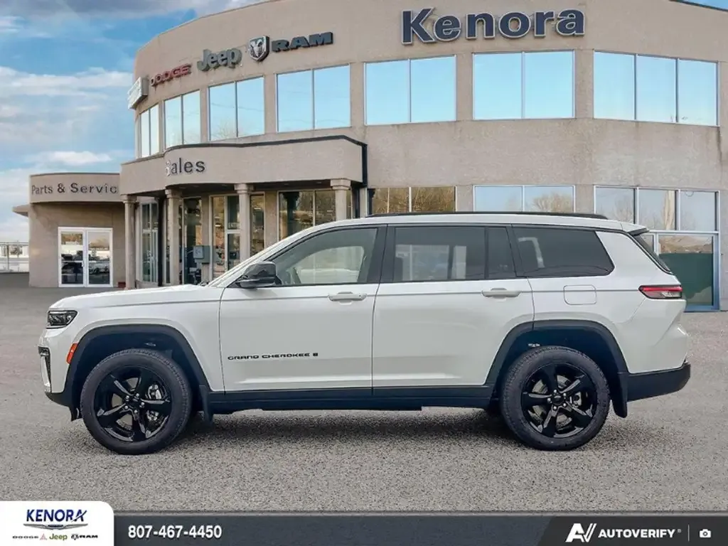 Jeep Grand Cherokee 2026 photo 3