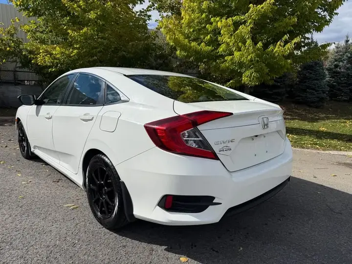 Honda Civic 2016 photo 3