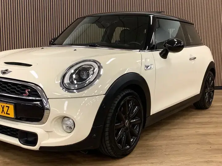 Mini Cooper S 2014 photo 3