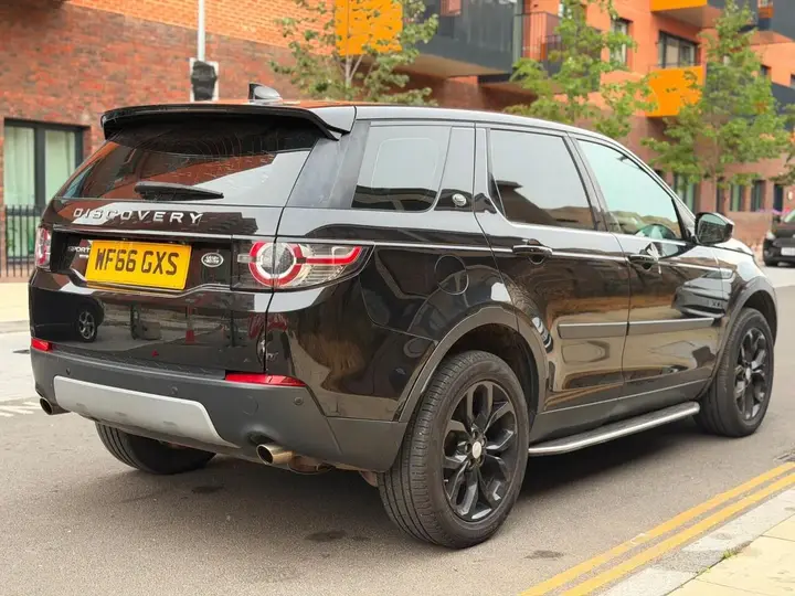 Land Rover Discovery Sport 2016 photo 5