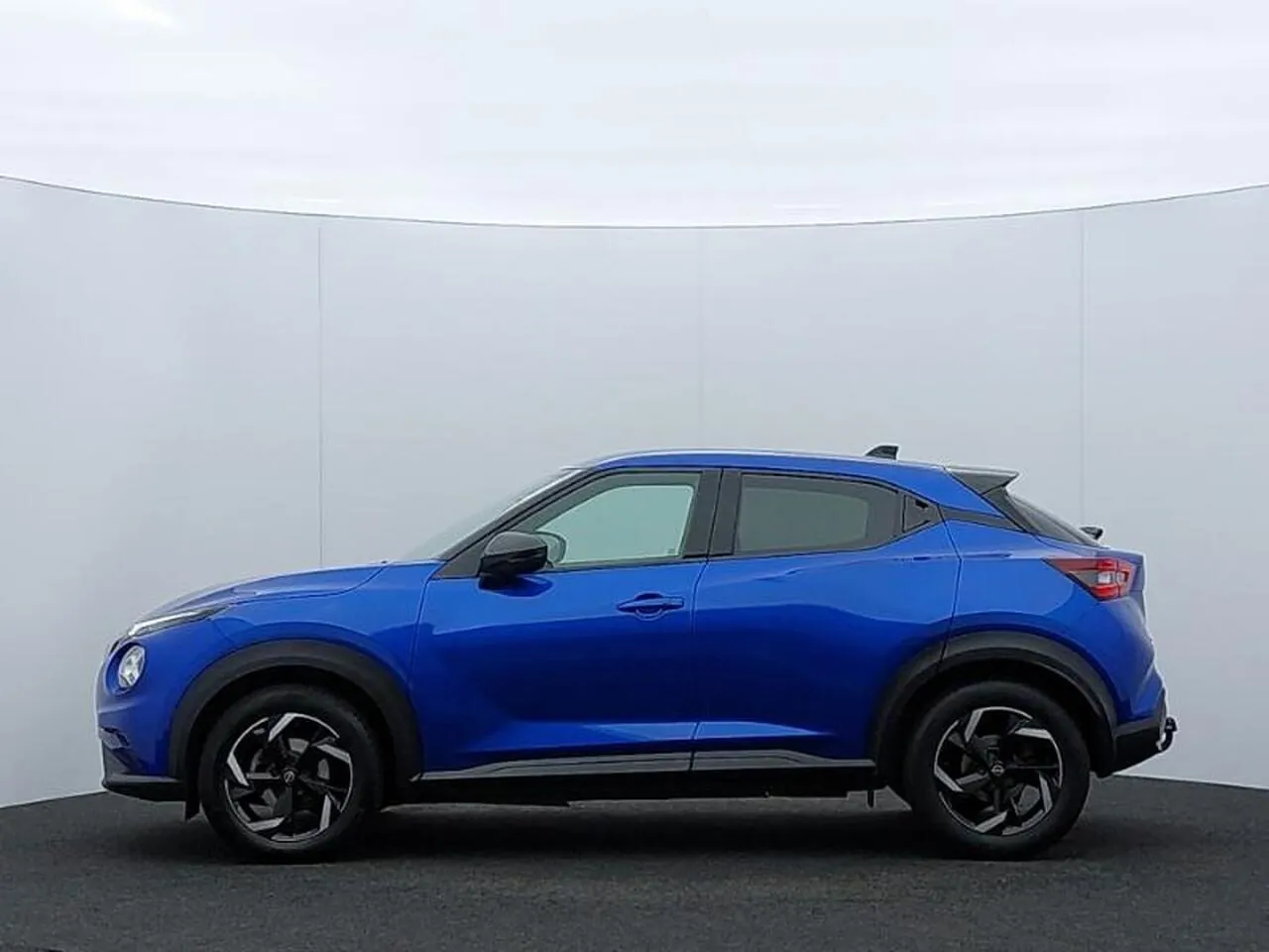 Nissan Juke 2023 photo 4