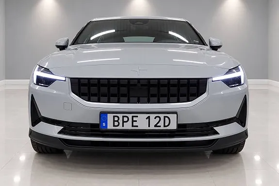 Polestar 2 2023 photo 2