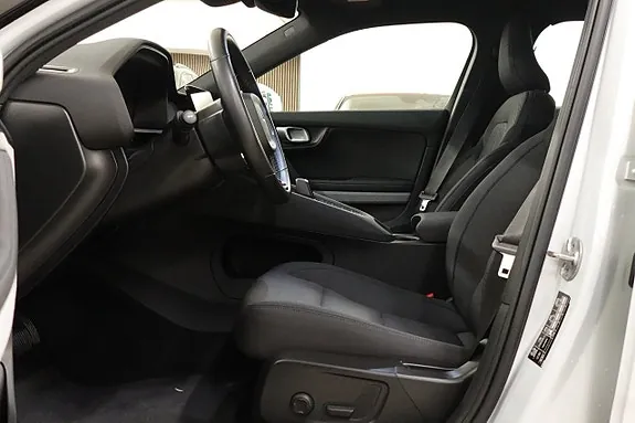 Polestar 2 2023 photo 4