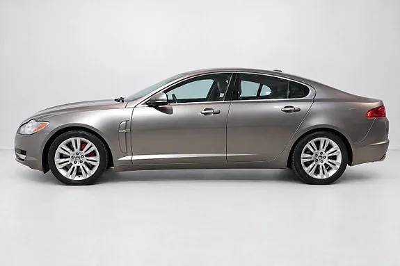 Jaguar Xf 2011 photo 5