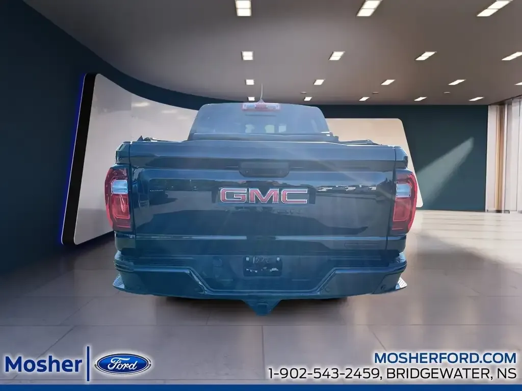 GMC Canyon 2023 photo 3