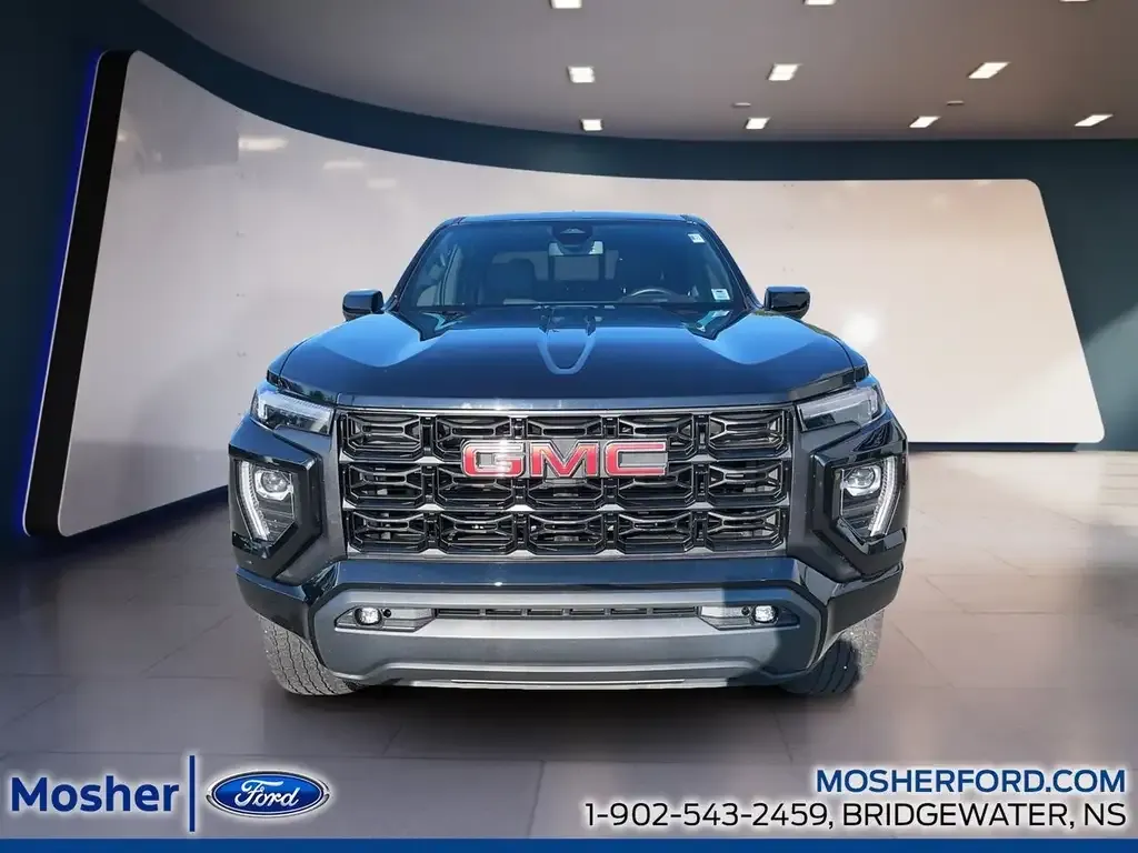 GMC Canyon 2023 photo 2