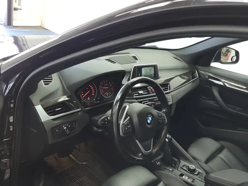 BMW X1 2018 photo 4