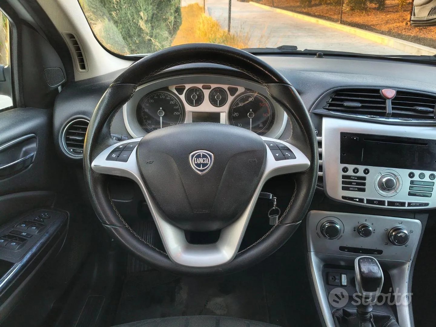 Lancia Delta 2011 photo 4