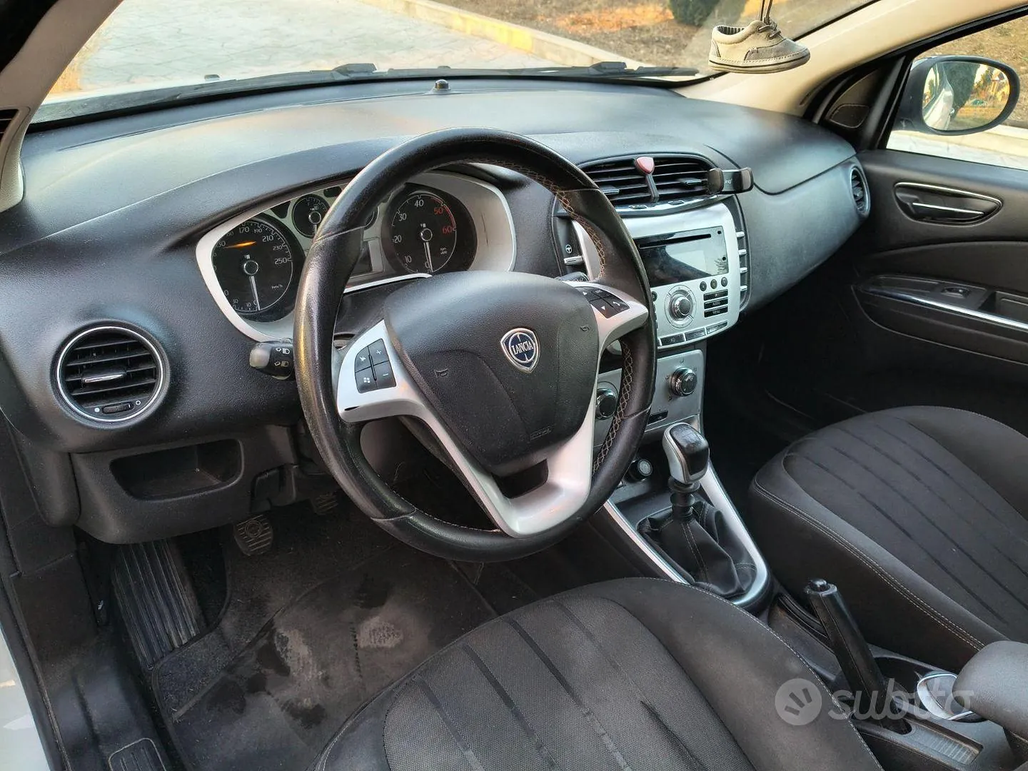 Lancia Delta 2011 photo 3